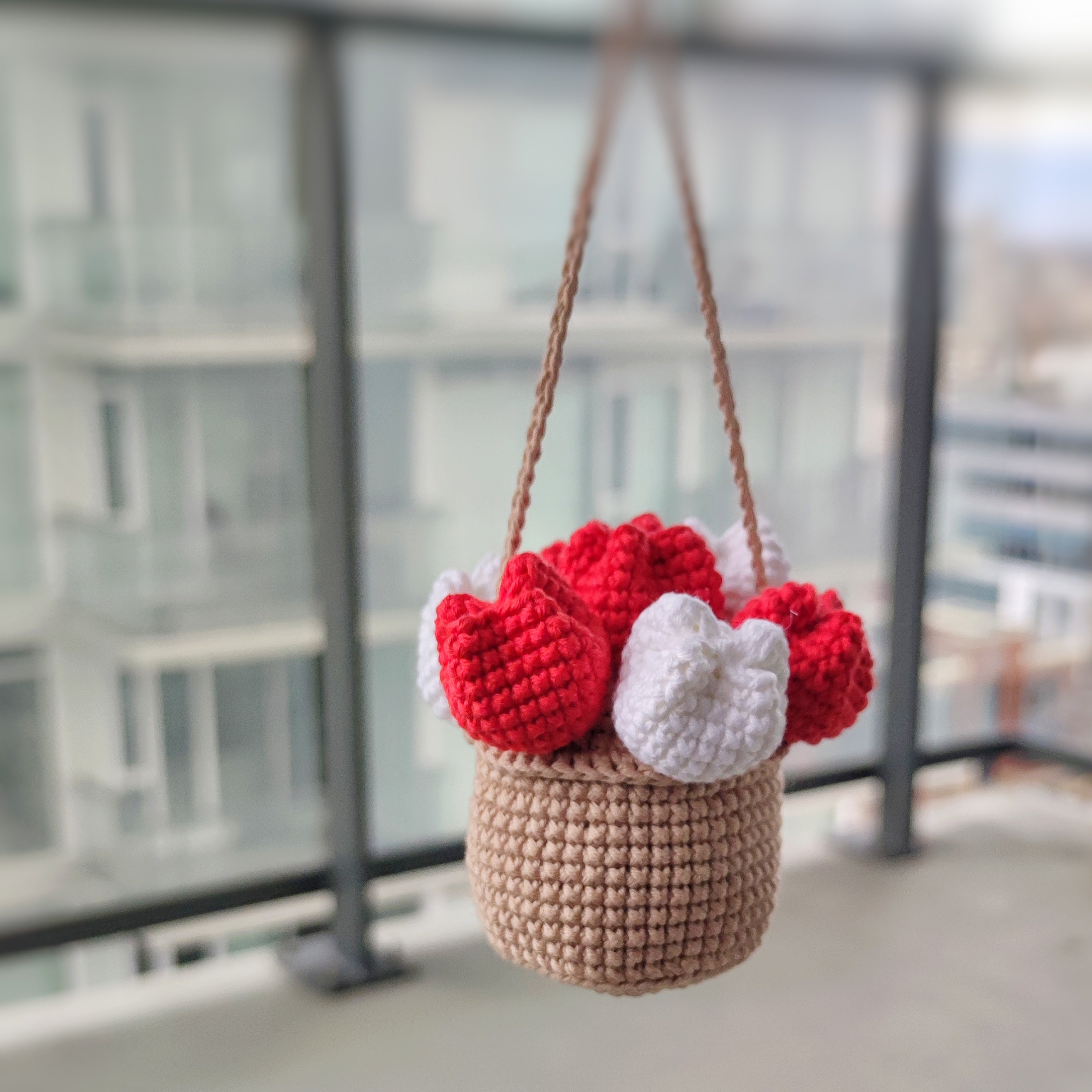 Crochet tulip hanging flower pot amigurumi decoration handmade crochet plant pattern