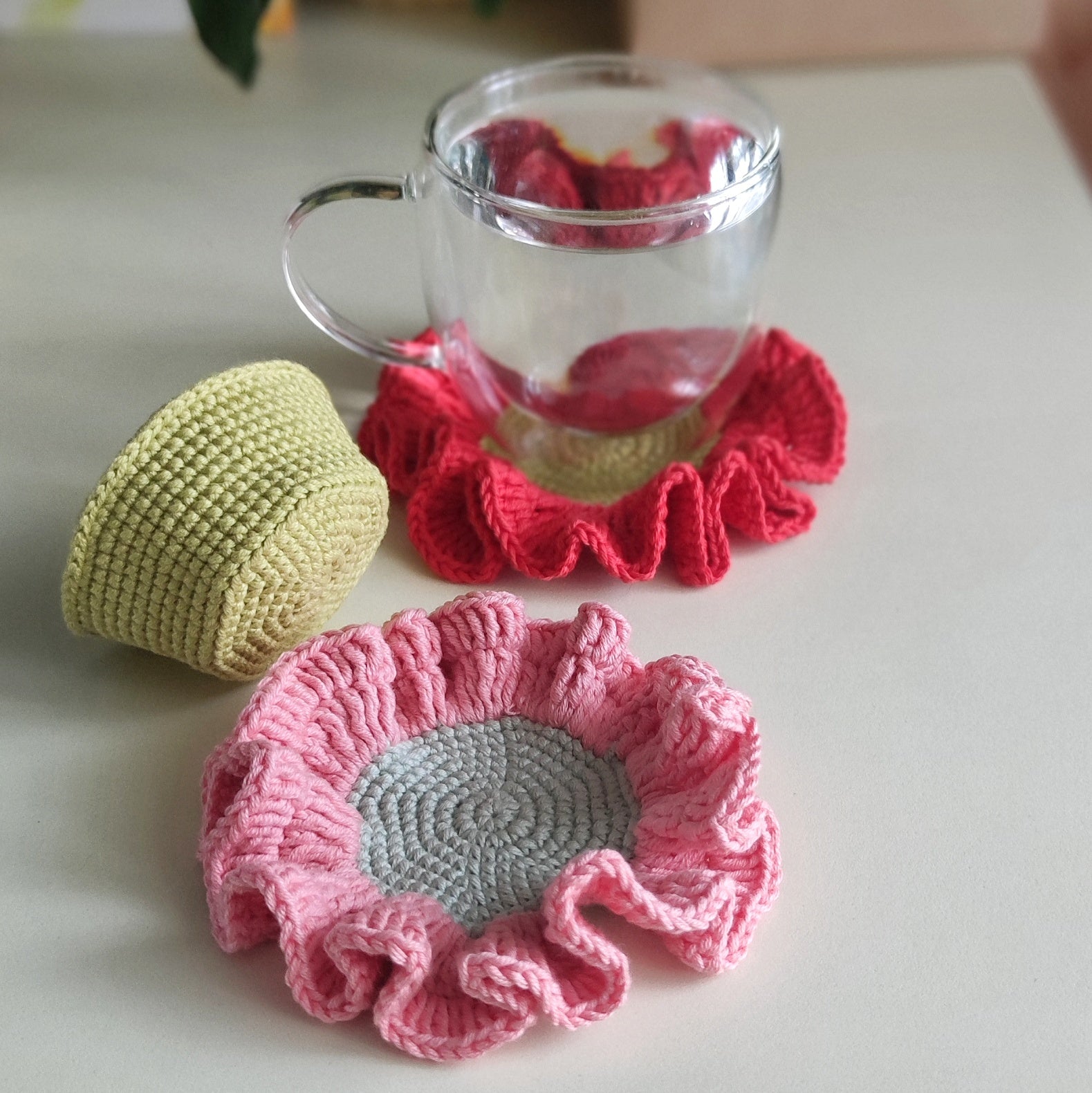Crochet Coaster Pattern – Ruffled Flower Cup Coaster PDF