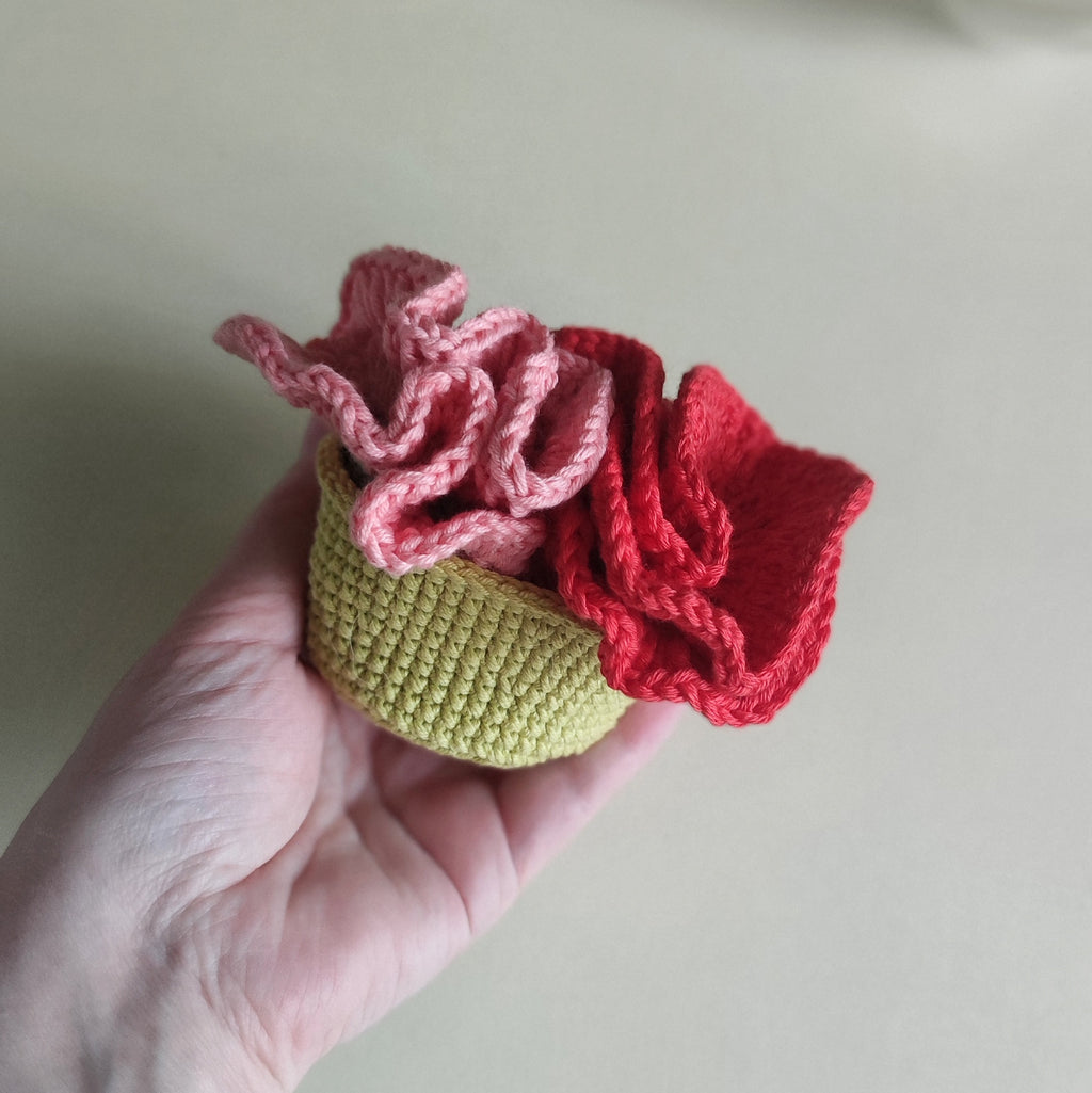 Crochet Coaster Pattern – Ruffled Flower Cup Coaster PDF