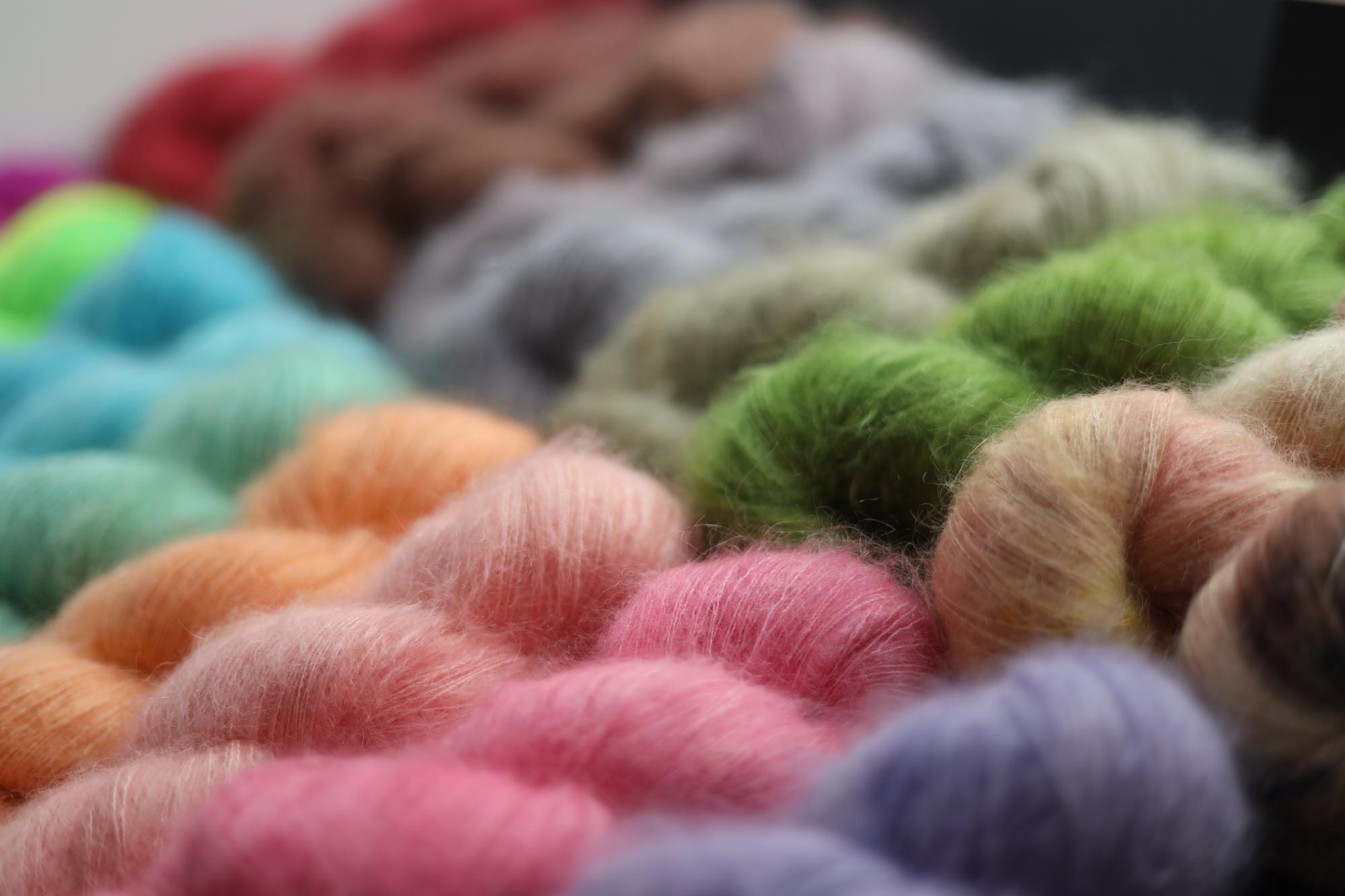 pink silk mohair yarn skeins hand dyed fluffy lace yarn rukodilna lavka