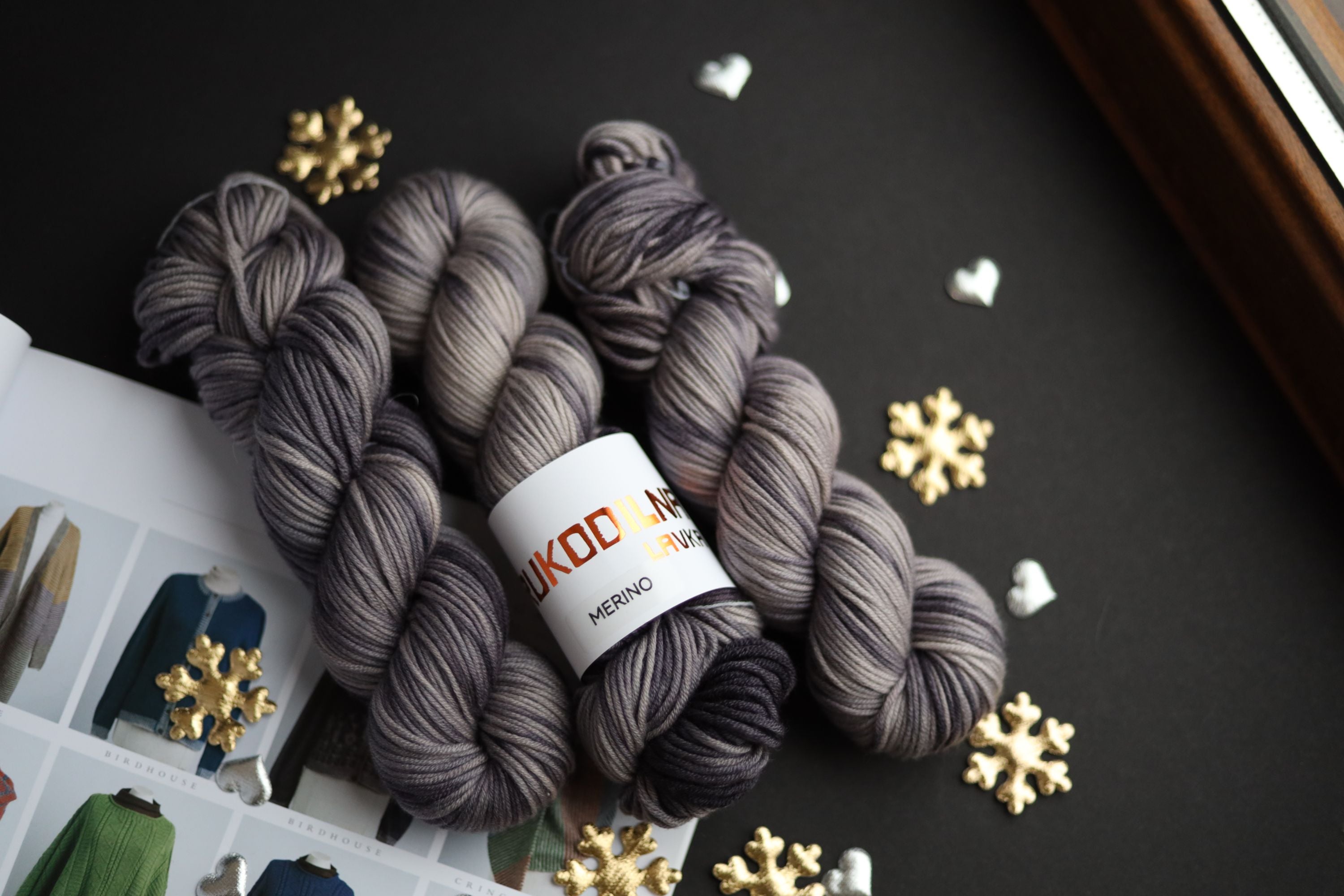 Hand Dyed Merino Yarn – Sport Weight 100g 180m | Gray Neutral Tones