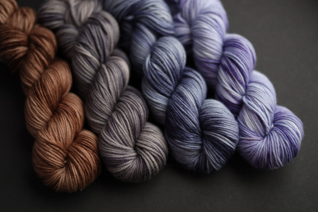 Hand Dyed Merino Yarn – Sport Weight 100g 180m | Gray Neutral Tones