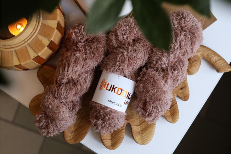 hand dyed faux fur yarn eyelash yarn fluffy teddy texture knitting yarn soft brown skein