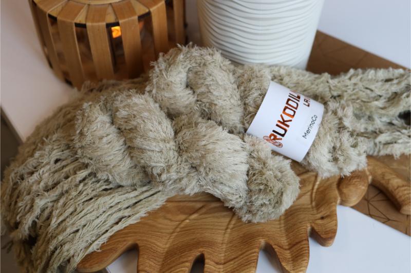 Faux Fur Yarn – Soft Teddy Texture Yarn for Knitting & Crochet
