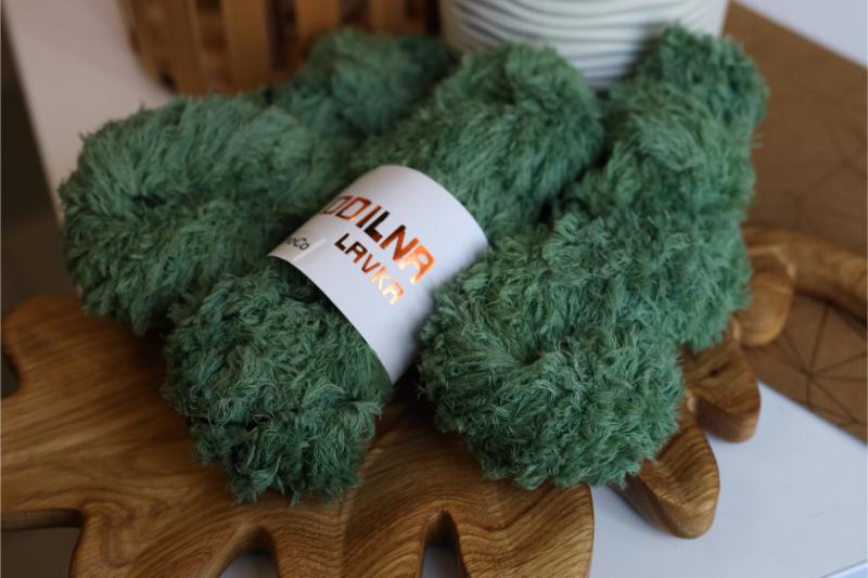 Hand dyed faux fur yarn with a soft teddy-like texture — fluffy, cozy and perfect for statement pieces.