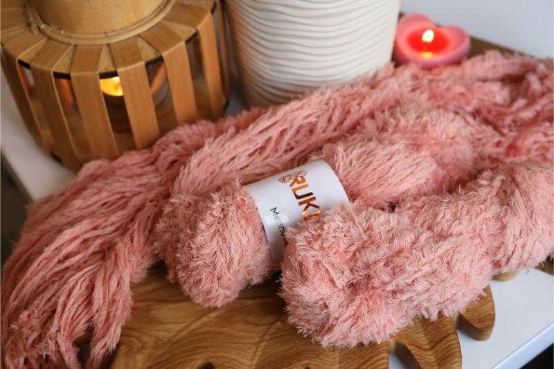 Eyelash Yarn – Soft Furry Yarn for Knitting & Crochet Projects