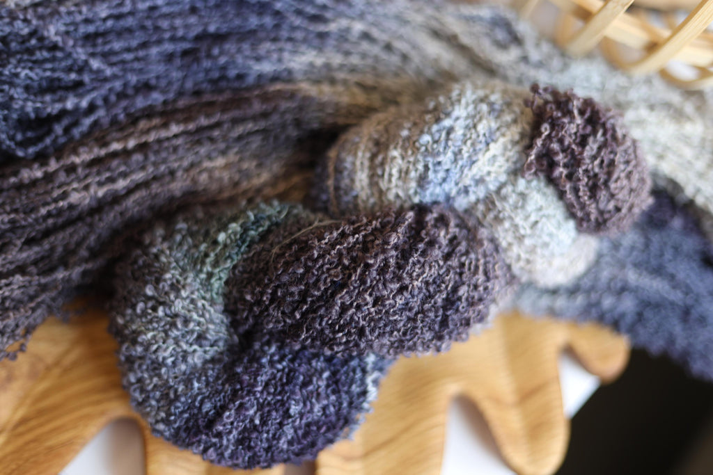 Boucle Yarn for Cardigans, Smoky Grey Textured Merino Yarn, Hand Dyed Yarn, 100g 170m