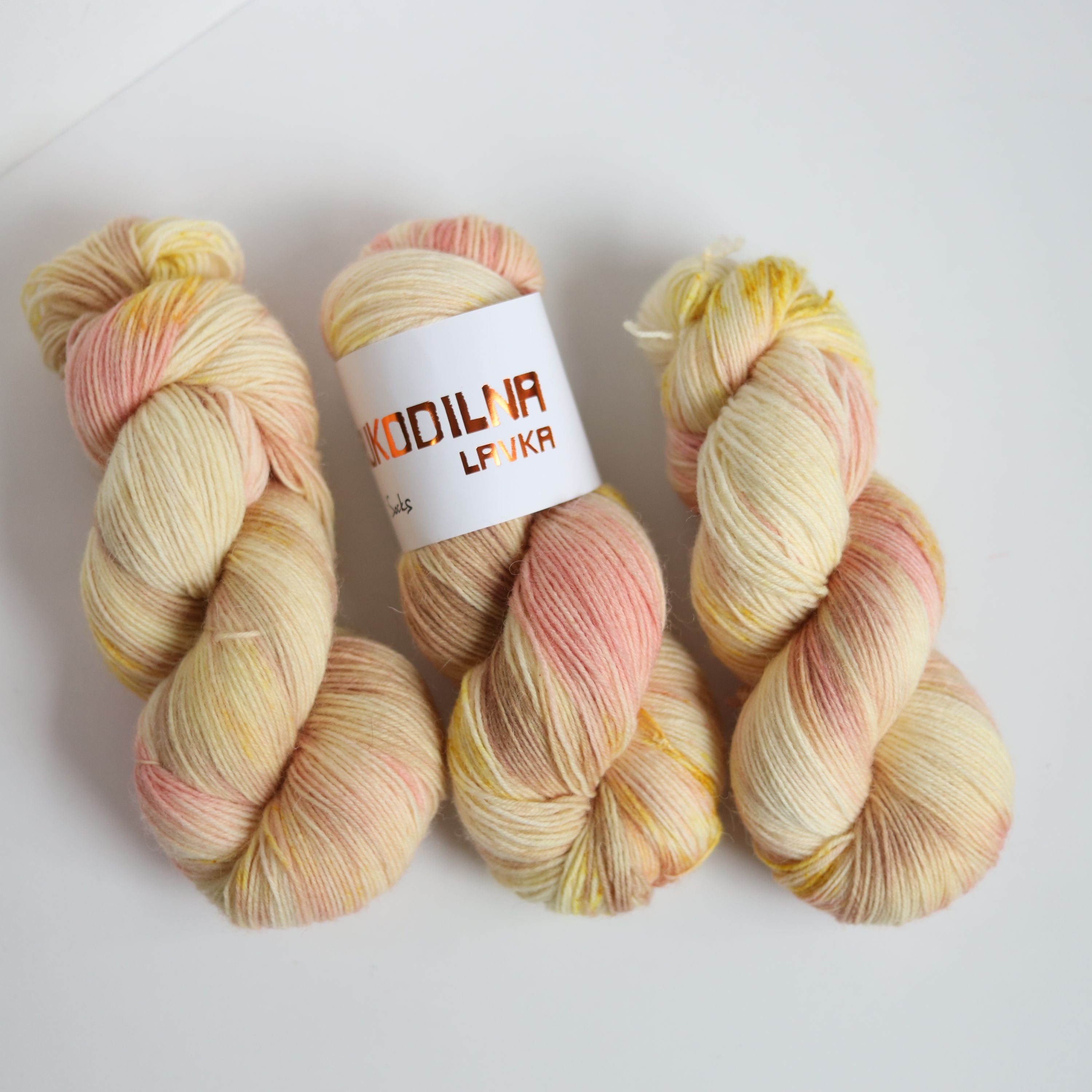 Hand Dyed Sock Yarn – Soft Peach Yellow Wool Polyamide Yarn