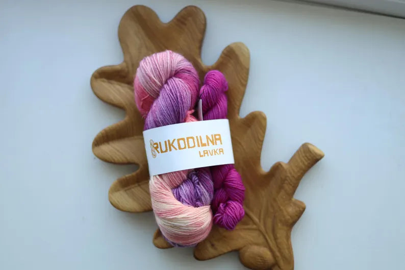 Hand dyed sock yarn set with pink purple variegated 100 g skein and fuchsia 20 g mini skein.
